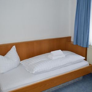 Einzelzimmer